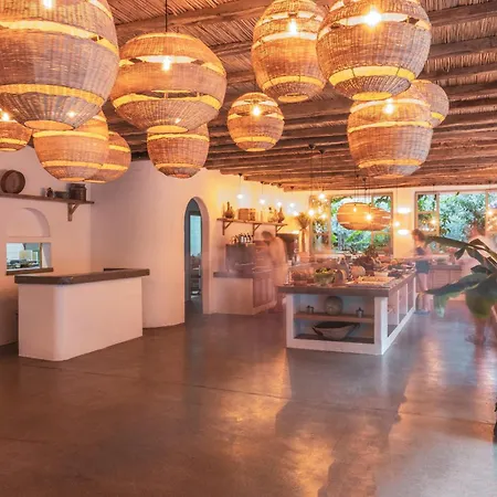 Ami Tai-bungalows Pet Lovers Отель *